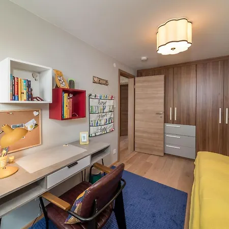 2br-apartment In Appartement